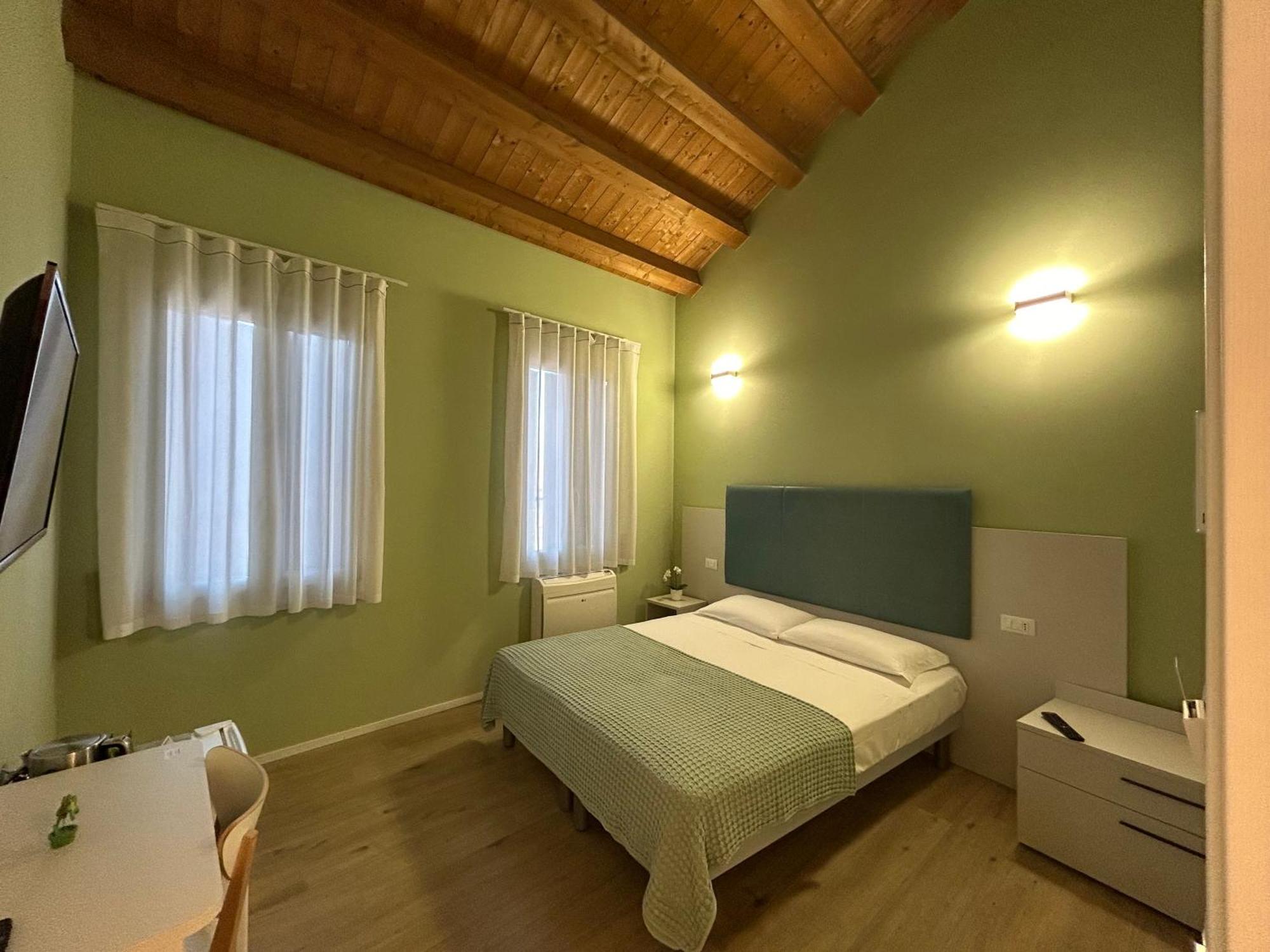 Laguna Blu Mestre Venezia Exterior foto